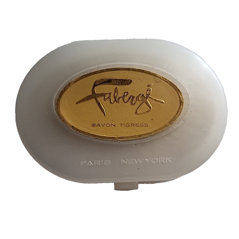 Vintage Faberge Savon Tigress Soap in plastic Travel Dish Compounded USA NOS